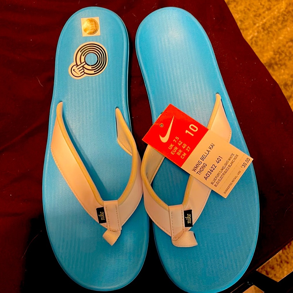 Womens 10 nike flipflop/sandel